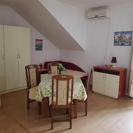 Olive Trees Appartement Budva